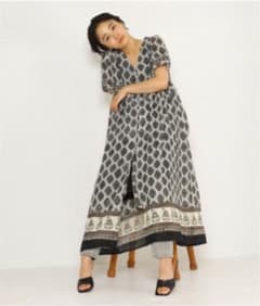 夏に11800円で購入し一度着用しました。152センチで足首より少し上ぐらいですのサムネイル