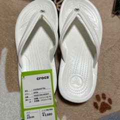 crocs crocband flip ホワイト　クロックス　ビーチサンダルのサムネイル