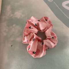 ピーチ柄 ピンク シュシュのサムネイル