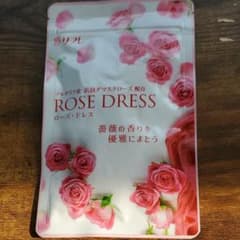ねこ様専用。リフレ ローズドレス 62粒のサムネイル