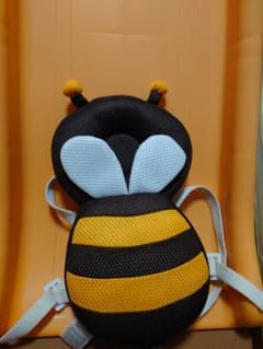 ハチのヘッドガードのサムネイル