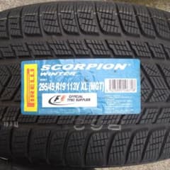 Pirelli Scorpion Winter 295/45 R19 、2本 - メルカリ