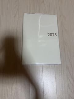 2025年用ホワイトスケジュール帳　スコラ手帳のサムネイル