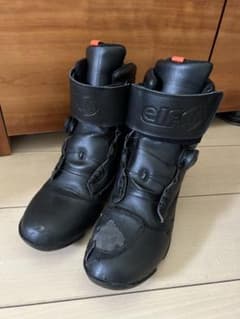 elf バイクブーツ 黒 使用感あり 27cm 参考価格27,000円のサムネイル