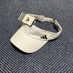 adidas サンバイザー ホワイトのサムネイル