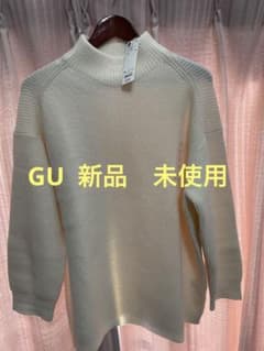 GU セーターのサムネイル