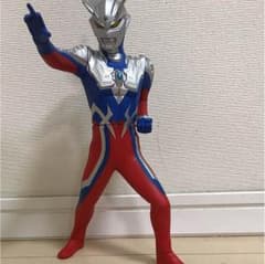 ウルトラマンゼロ フィギアのサムネイル
