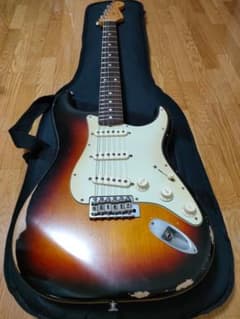 【カズズカ様専用】Fender Road Worn Stratocasterのサムネイル