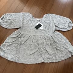 定価7150円　ROSSO ふくれギャザーカットチュニック ライトグレー