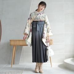 卒業式  女性 袴2点セット 二尺袖 着物  袴  袴セット  レトロ 菊のサムネイル