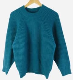 厚手ニットのサムネイル