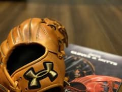 アンダーアーマー軟式内野手用グローブのサムネイル