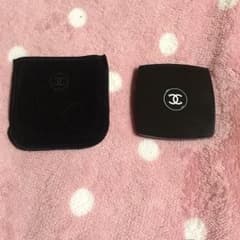 シャネル コンパクトミラーのサムネイル