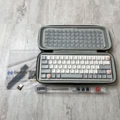 美品　NiZ Atom 66 ニズ　アトム66 付属品　ケース付き 美品 NiZ Atom 66 ニズ アトム66 付属品 ケース付き - メルカリ