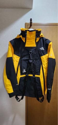 THE NORTH FACE TRANSFORMER JACKETのサムネイル