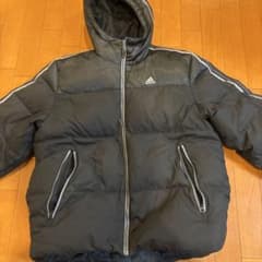 adidas フード付きダウンジャケット 黒のサムネイル