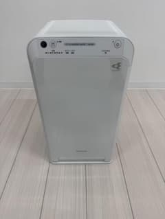 ダイキン 空気清浄機 MC55Z-W 2023年製 - メルカリ