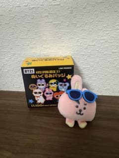 BT21 ファミマ限定ぬいぐるみバッジ COOKYのサムネイル