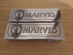 マービス　Marvis ホワイトニングミント 2本のサムネイル