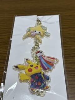 つながるアクリルキーホルダーコレクション　ポケセントウホク　ジラーチ　ピカチュウのサムネイル