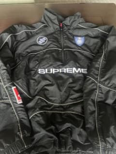 Supreme ナイロンジャケット 値下げ〇 - メルカリ