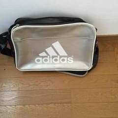 サッカー カバン エナメルのサムネイル