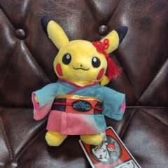 ピカチュウ 和服風 キャラクターグッズ ポケモン工芸展 ピカチュウ和服ぬいぐるみ - メルカリ