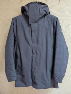 美品 アークテリクス サーミパーカ メンズ XS ブラック系 - メルカリ