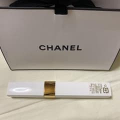 CHANEL ラバーズ　トリートメントマスカラのサムネイル