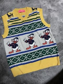STYLE FACTORY ニットベスト ドナルドダック柄のサムネイル