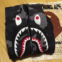 A BATHING APE シャークパーカー ウッドランドのサムネイル