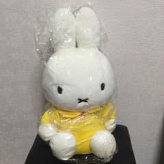 ミッフィーのぬいぐるみのサムネイル
