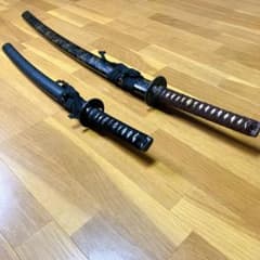 模造刀】大小拵え 2本セット 打刀と脇差 約103cm 72cm 模造刀】大小拵え 2本セット 打刀と脇差 約103cm 72cm - メルカリ