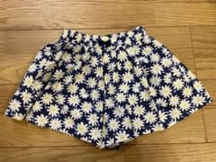 アカチャンホンポ　花柄ショートパンツ　110のサムネイル