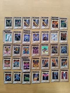 遊戯王カード バンタイ版 40枚まとめてのサムネイル