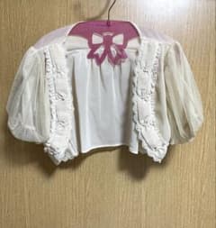 アクシーズファム♡シアー素材 パール装飾 半袖ボレロのサムネイル