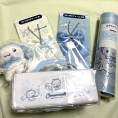 シナモロール グッズセット ぬいぐるみ リボンチャーム デスクマット　当たりくじのサムネイル