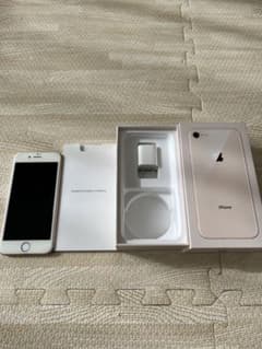 【すみお様専用】iPhone 8 SIMフリーのサムネイル