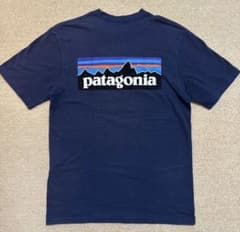 パタゴニア メンズ・P-6ロゴ・Tシャツ　ネイビー　Sサイズのサムネイル