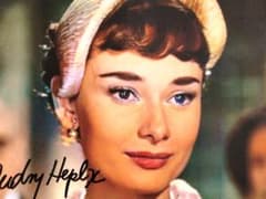オードリー・ヘプバーン直筆サイン入り2Lサイズ写真…ローマの休日 オードリー・ヘプバーン直筆サイン入り2Lサイズ写真…ローマの休日