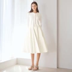 未使用級✨フォクシーニューヨーク LADY BOW カーディガン 袖ロゴ 未使用 FOXEY NY Lady Bow Cardigan 38 白 完売 - メルカリ