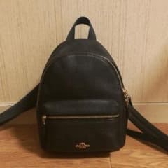 COACH　ミニリュックのサムネイル