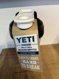 【新品未使用】YETI YONDER SHAKER BOTTLE 591mlのサムネイル