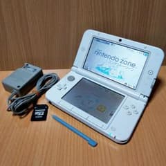なあちゃん様専用☆任天堂3DSLL ミント✕ホワイト☆充電器&送料無料のサムネイル