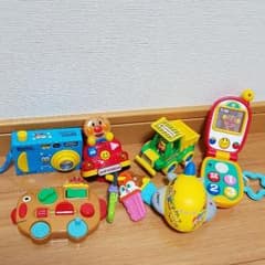 おもちゃ6点セットのサムネイル