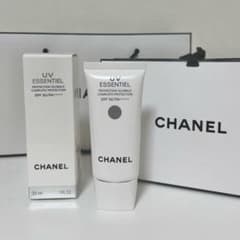 新品未使用☆CHANEL UV エサンシエル 30ml 日焼け止めジェルクリームのサムネイル