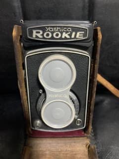 Yashica Rookie ヤシカ二眼レフ　動作未確認のサムネイル