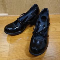 かかぽ様専用☆リゲッタ☆エナメルパンプス 黒 Lサイズのサムネイル