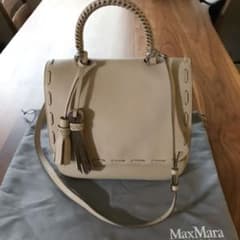 27日まで❗️定価175.000円 マックス マーラ MaxMara 牛革バッグのサムネイル