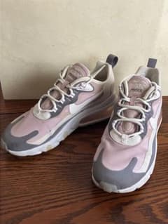 NIKE W AIR MAX 270 REACT ナイキ エア マックス 270のサムネイル